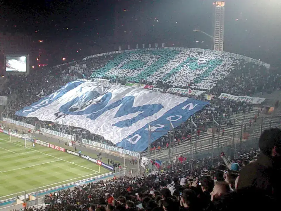 Sân vận động, ảnh minh họa cho Ligue 1